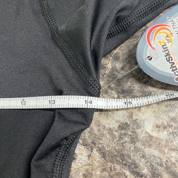 Sun Protection Zone Unisex XS Black Long Sleeve Rash Guard TShirt UPF 50+ - Picture 7 of 8